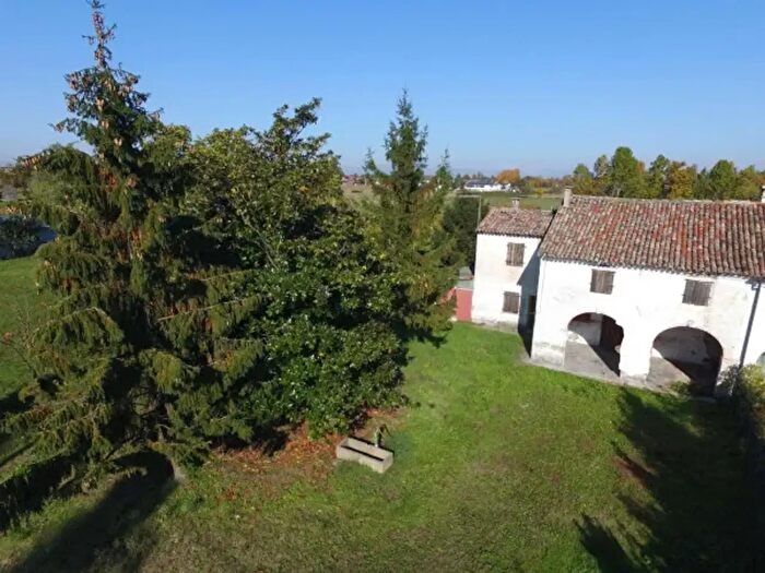 Casa con 6 locali in vendita in Preganziol