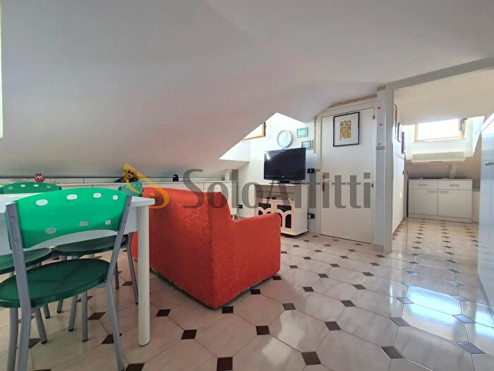 Appartamento bilocale in affitto in Viale Crotone B, Catanzaro