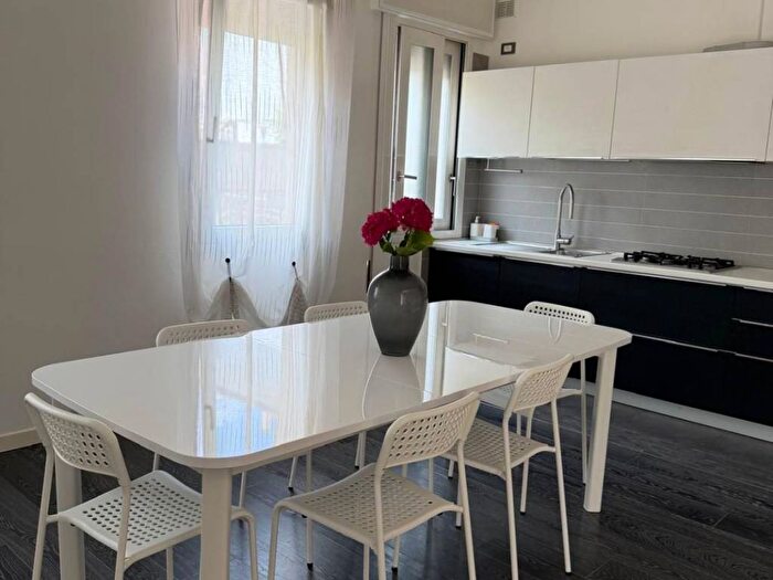 Appartamento trilocale in affitto in Via Jacopo Crescini, Santa Rita, Padova