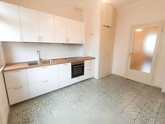 Appartamento quadrilocale in affitto in Via Giuseppe Cesare Abba, Porta a Lucca, Pisa