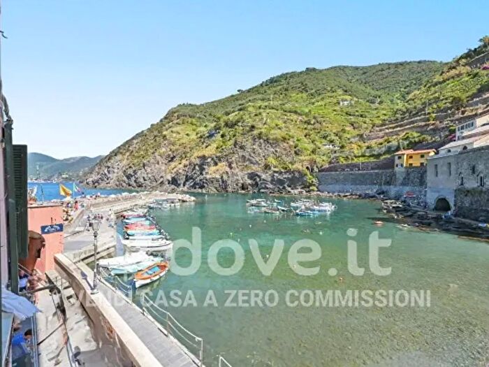 Appartamento quadrilocale in vendita in Piazza Guglielmo Marconi, Vernazza