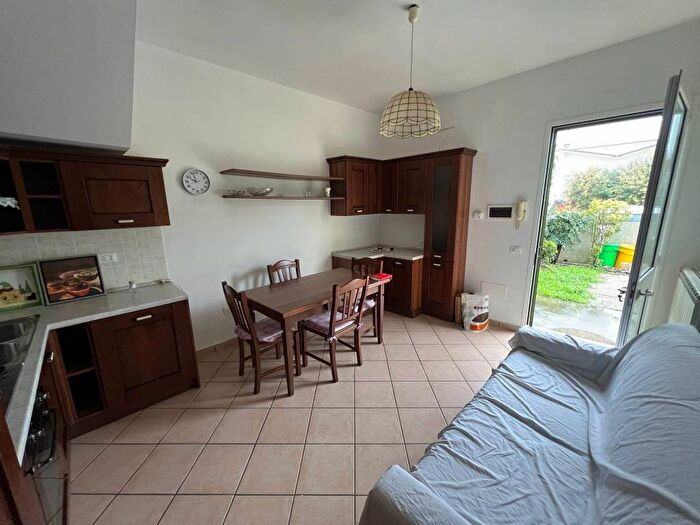 Appartamento bilocale in affitto in Via Palmiro Togliatti, Centro, Stienta