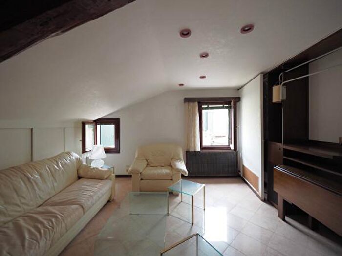 Casa trilocale in vendita in Santa Croce, Venezia