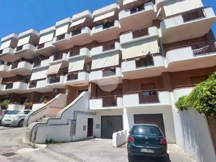 Appartamento trilocale in vendita in Via Gigante, Pellezzano