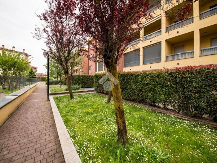 Appartamento trilocale in affitto in Via Rimembranze, Centro, Cesano Boscone