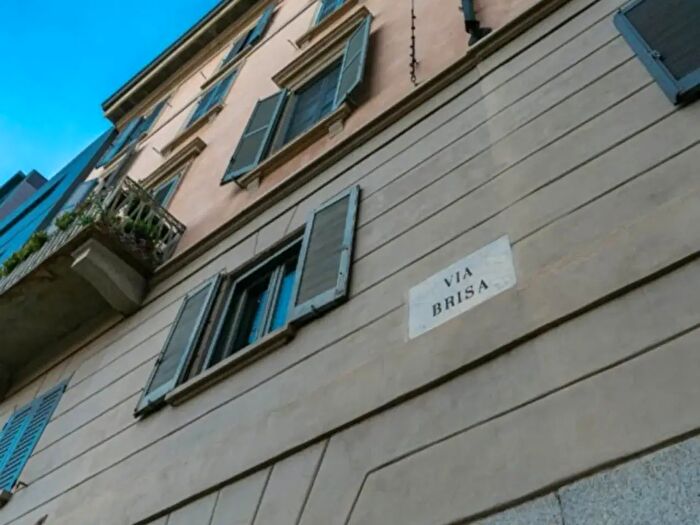 Appartamento bilocale in affitto in Via Brisa, Milano