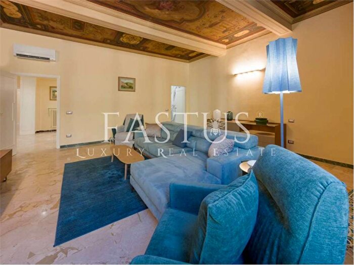Appartamento con 6 locali in affitto in via martelli, San Marco SS Annunziata, Firenze