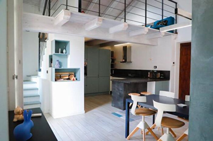 Appartamento trilocale in vendita in Via Peveragno, Cuneo