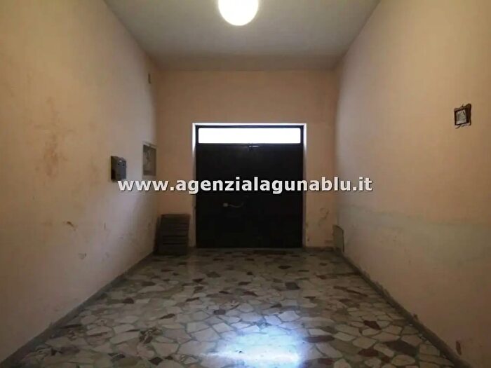Casa con 9 locali in vendita in Via Mazzini, Marsala