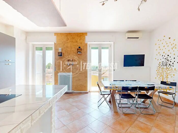 Appartamento quadrilocale in vendita in Via dei Mulini, Orbassano