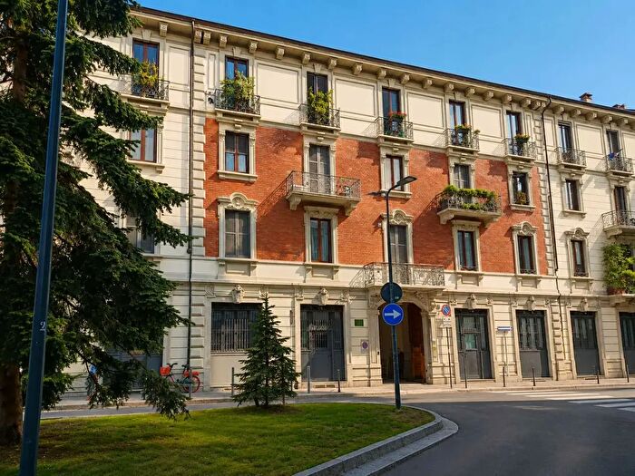 Appartamento monolocale in vendita in Via Giannone, Milano