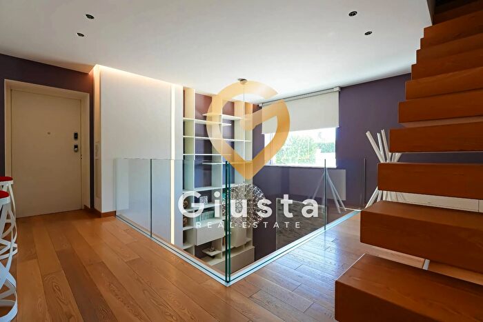 Casa con 5 locali in vendita in Via Stefano Potenza Sn, Fasano