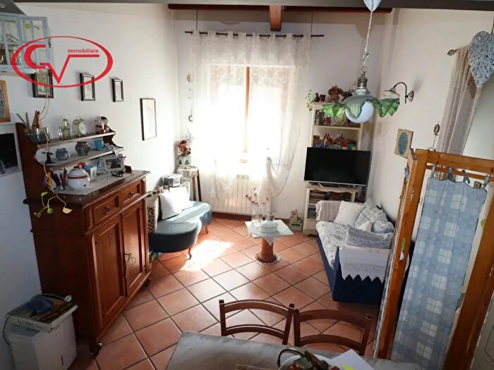 Casa trilocale in vendita in Via Guglielmo Marconi, Montevarchi