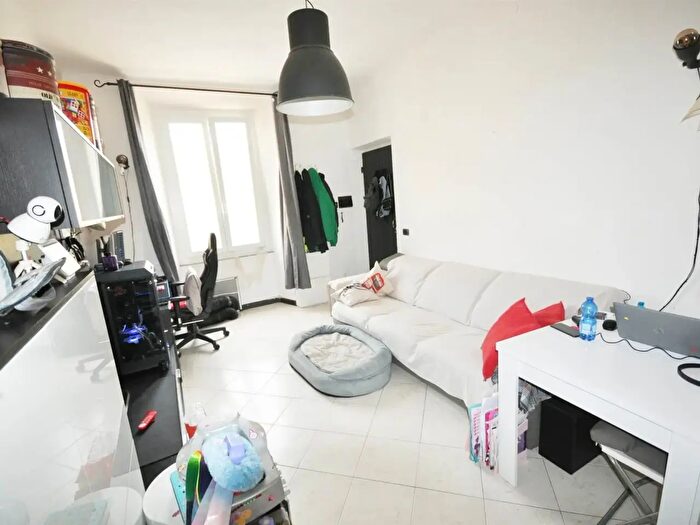 Appartamento trilocale in vendita in La Spezia