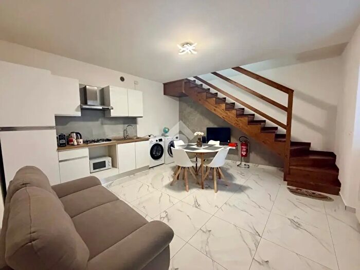 Casa con 5 locali in vendita in Via a Donadoni, Azzano San Paolo