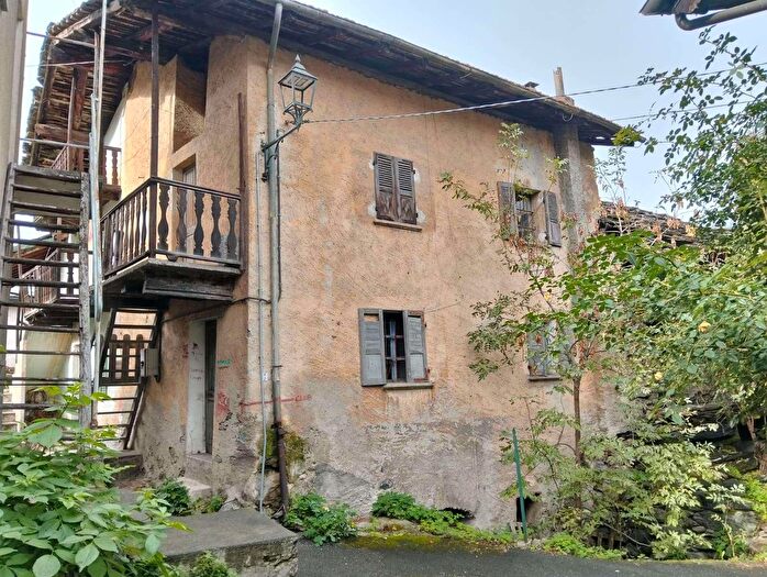 Casa con 5 locali in vendita in Les Cors, Fenis