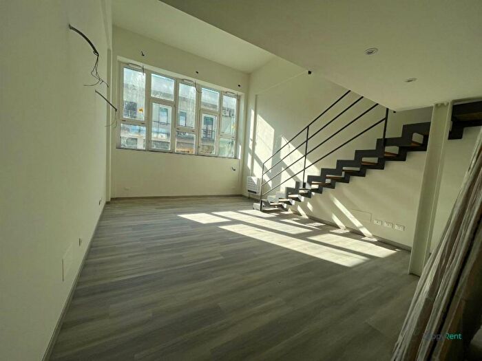 Appartamento bilocale in affitto in Via Oreste Salomone, Viale Ungheria Mecenate, Milano