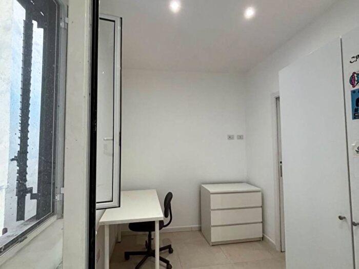 Appartamento bilocale in affitto in Via Homs, Africano Villa Chigi, Roma