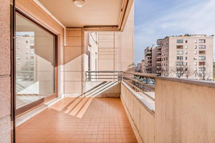 Appartamento trilocale in vendita in Via dellOrsa Minore, Roma