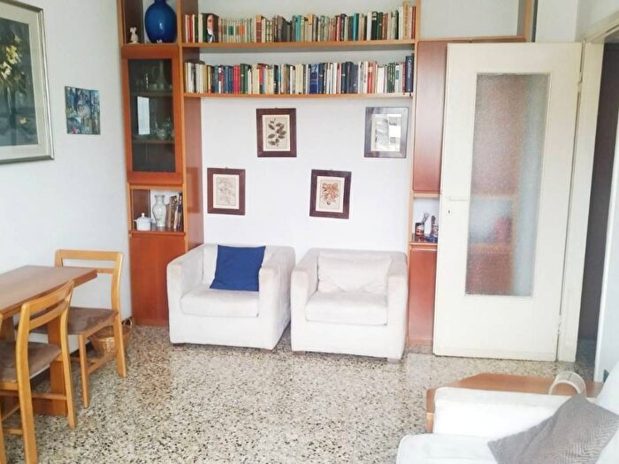 Appartamento bilocale in affitto in Via Ettore Reina, Regina Pacis Borsa, Monza