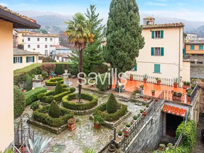 Appartamento quadrilocale in vendita in Vicolo Portelli, Loro Ciuffenna