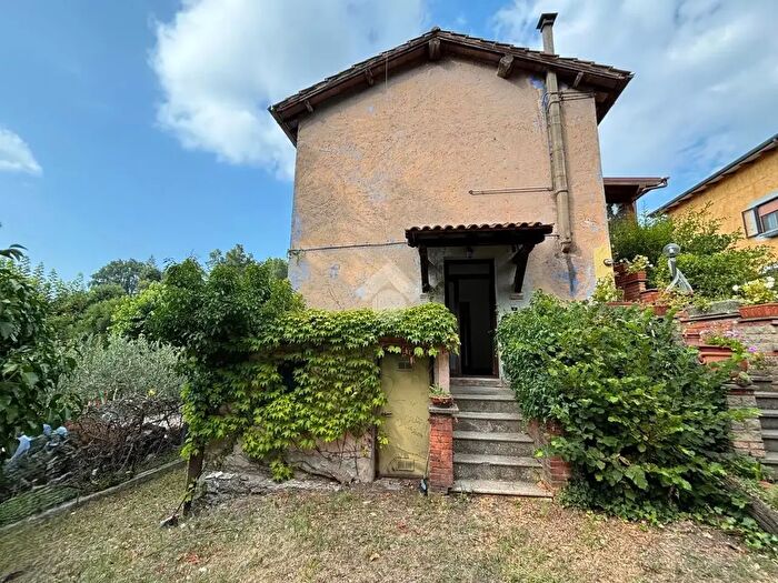 Appartamento bilocale in vendita in Str Madonnina dei Cimini, Viterbo