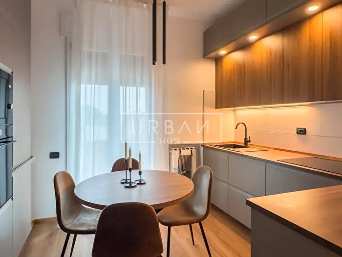 Appartamento con 5 locali in vendita in Via Martiri del Campo, Forli