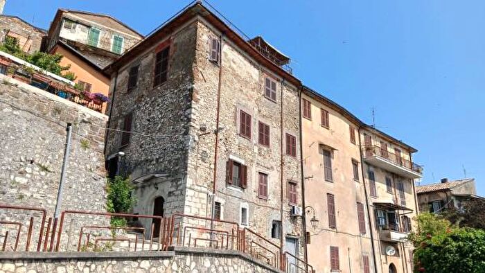 Appartamento trilocale in vendita in Via SantAntonio, Ceccano