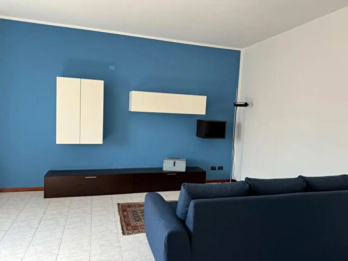Appartamento quadrilocale in affitto in Via San Vitale N, Verona