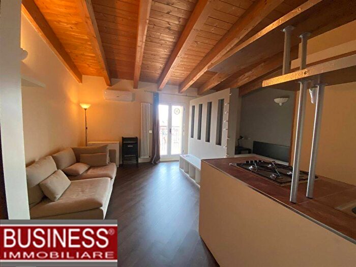 Appartamento monolocale in affitto in Via Alserio, Farini, Milano