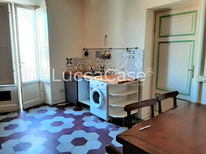 Appartamento con 5 locali in affitto in Elleria, Lucca