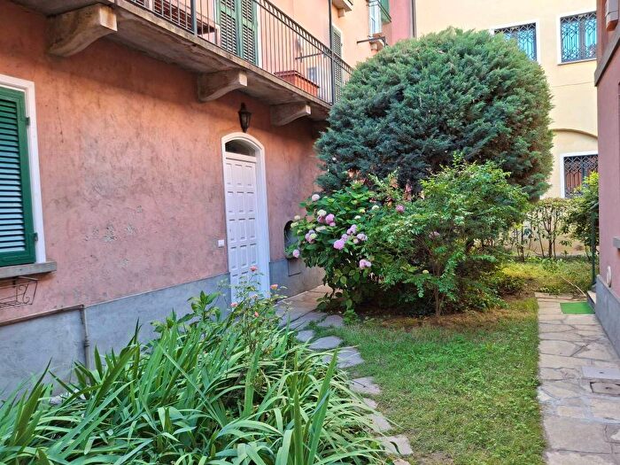 Appartamento quadrilocale in affitto in Corso Cairoli, Via della Rocca, Torino