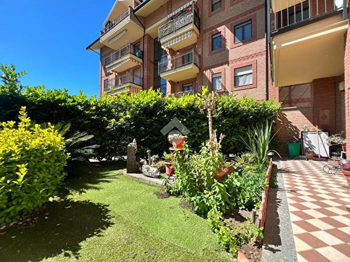 Appartamento quadrilocale in vendita in Via Lussemburgo, Orbassano