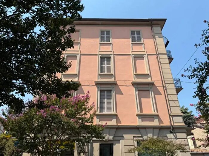 Appartamento trilocale in affitto in Via Piave, Voghera
