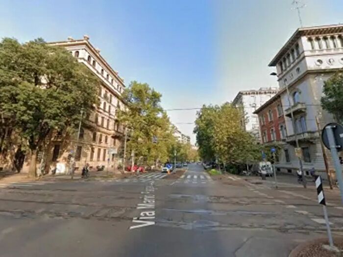 Appartamento trilocale in vendita in Milano