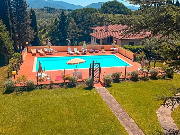 Appartamento trilocale in vendita in Via delle Terre Bianche, Impruneta