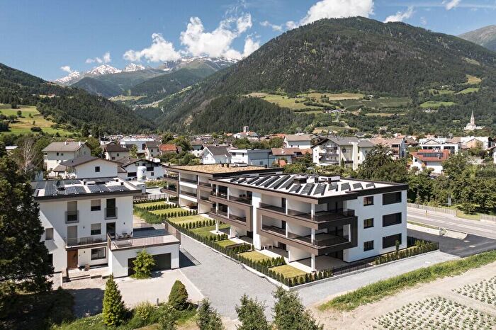 Appartamento quadrilocale in affitto in Hauptstraße, Centro, Prato allo Stelvio