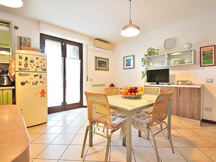 Appartamento trilocale in vendita in Via Saffi, Monteroni DArbia