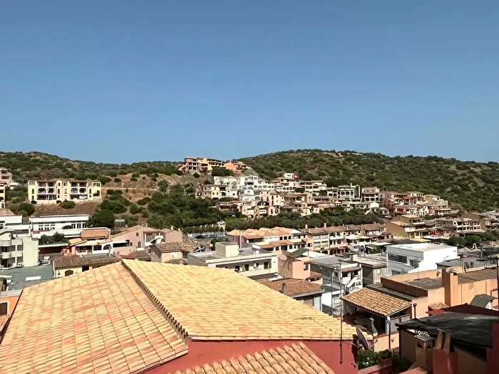 Appartamento quadrilocale in vendita in Via Emilio Lussu, Villasimius