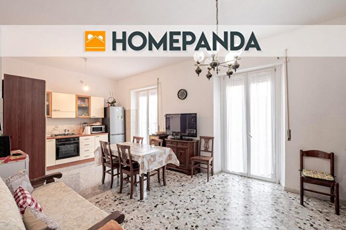 Appartamento trilocale in vendita in Via del Municipio, Rocca Massima