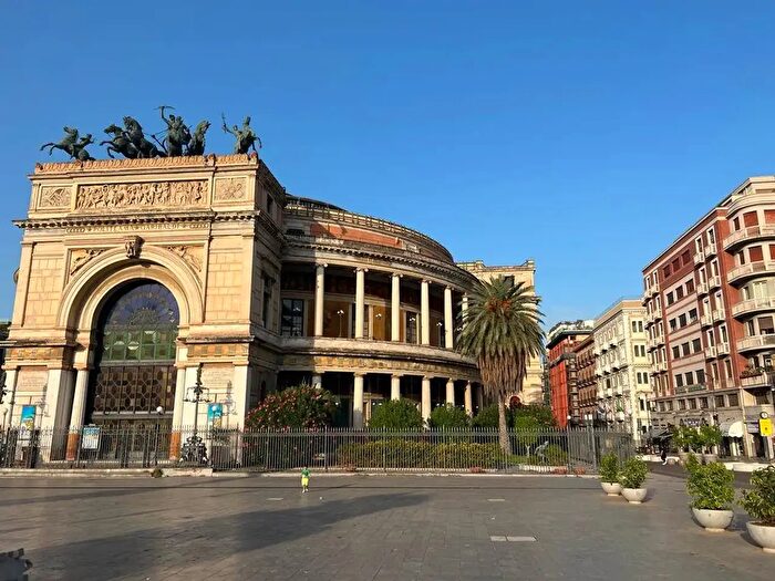 Appartamento bilocale in affitto in Via Emerico Amari, Palermo