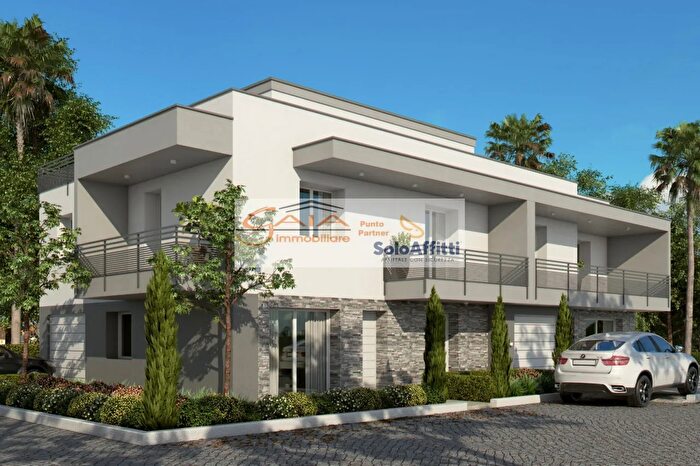 Casa quadrilocale in vendita in Stra