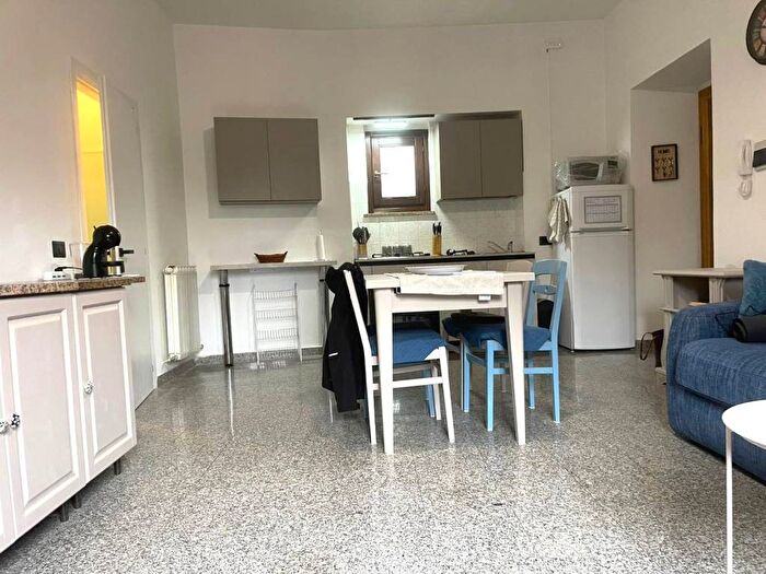 Appartamento bilocale in affitto in Via Bastiola, Bastia, Bastia Umbra