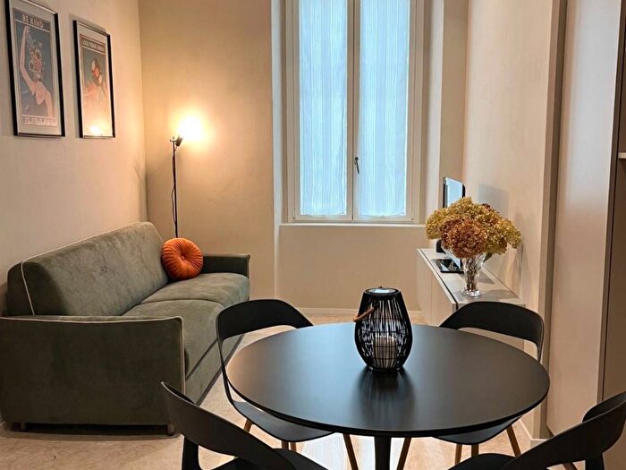 Appartamento bilocale in affitto in Borgo Bruno Longhi, Centro Storico, Parma
