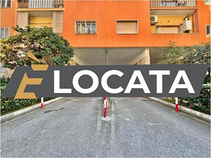 Appartamento quadrilocale in affitto in Via Belvedere, Napoli