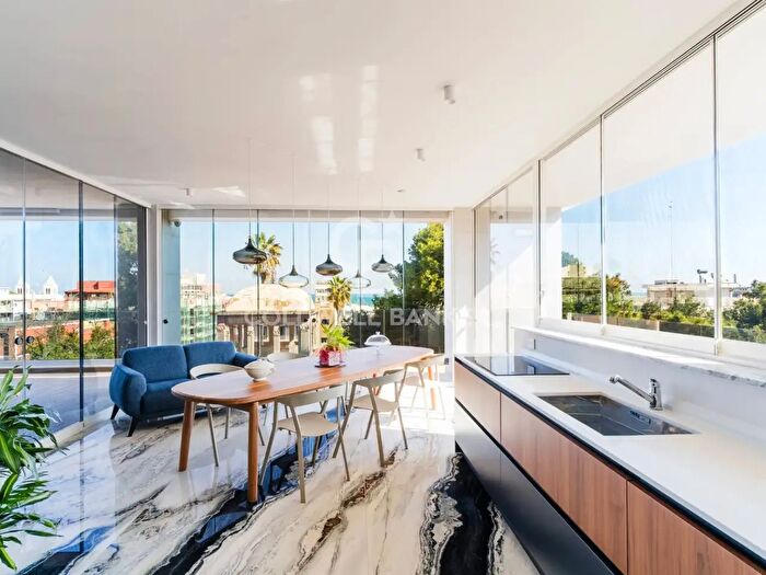 Appartamento quadrilocale in vendita in Via Taranto, Bari