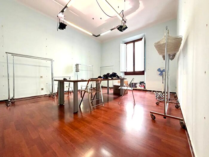 Appartamento quadrilocale in vendita in Via Gianfrancesco Pagnini, Firenze