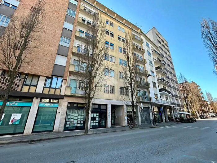 Appartamento quadrilocale in vendita in Corso del Popolo, Rovigo