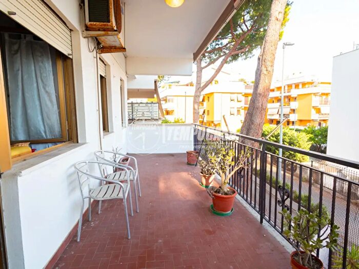 Appartamento trilocale in vendita in Via Giotto, Santa Marinella