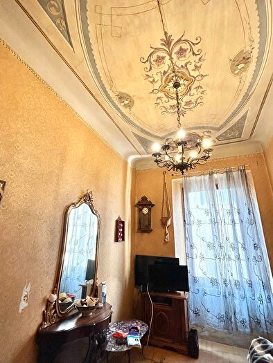 Appartamento con 5 locali in vendita in Sarzana